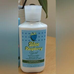 Bath & Body Works Blue Raspberry Burst Lotion New